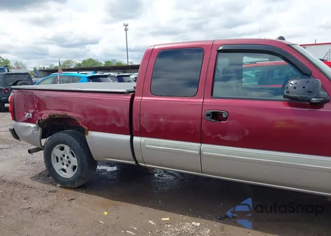 2005 Chevrolet Silverado 1500 Z71 z USA, uszkodzony, nr VIN 1GCEK19Z55Z173958